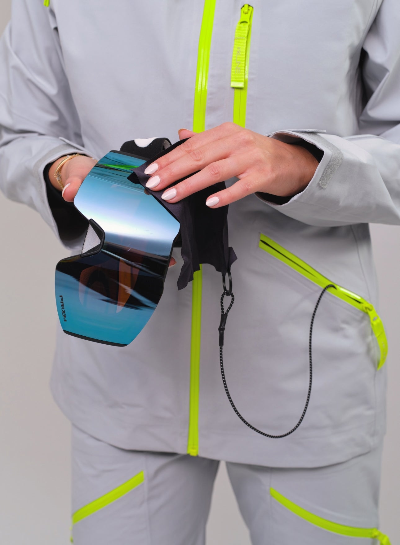 womens gray ski jacket with goggle wipe - InkLine