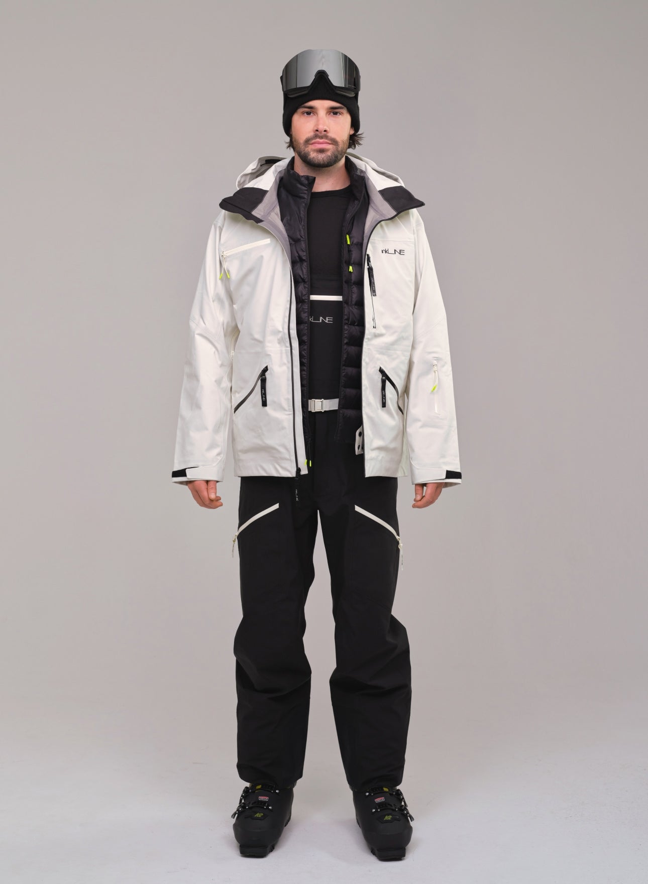 Matching mens black ski and snowboard outfit