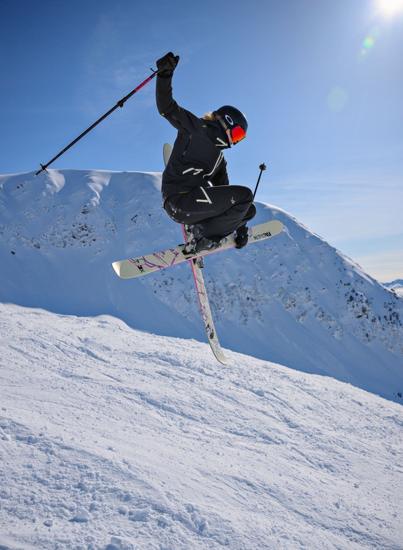 Matching black womens snowboard outfit