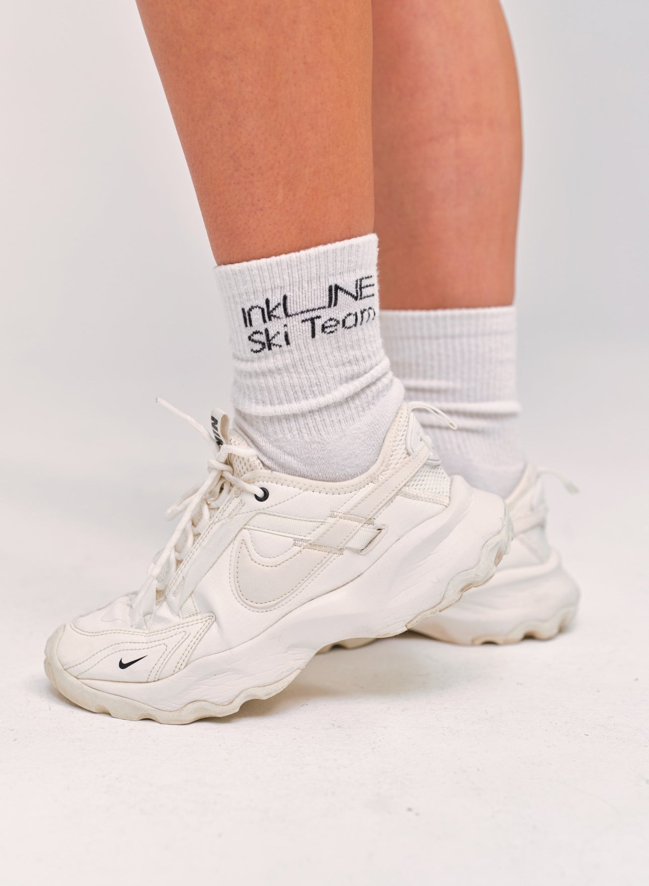 Outfit Stocking Nike InkLine Daily Crew Socks Stylish Durable Ski