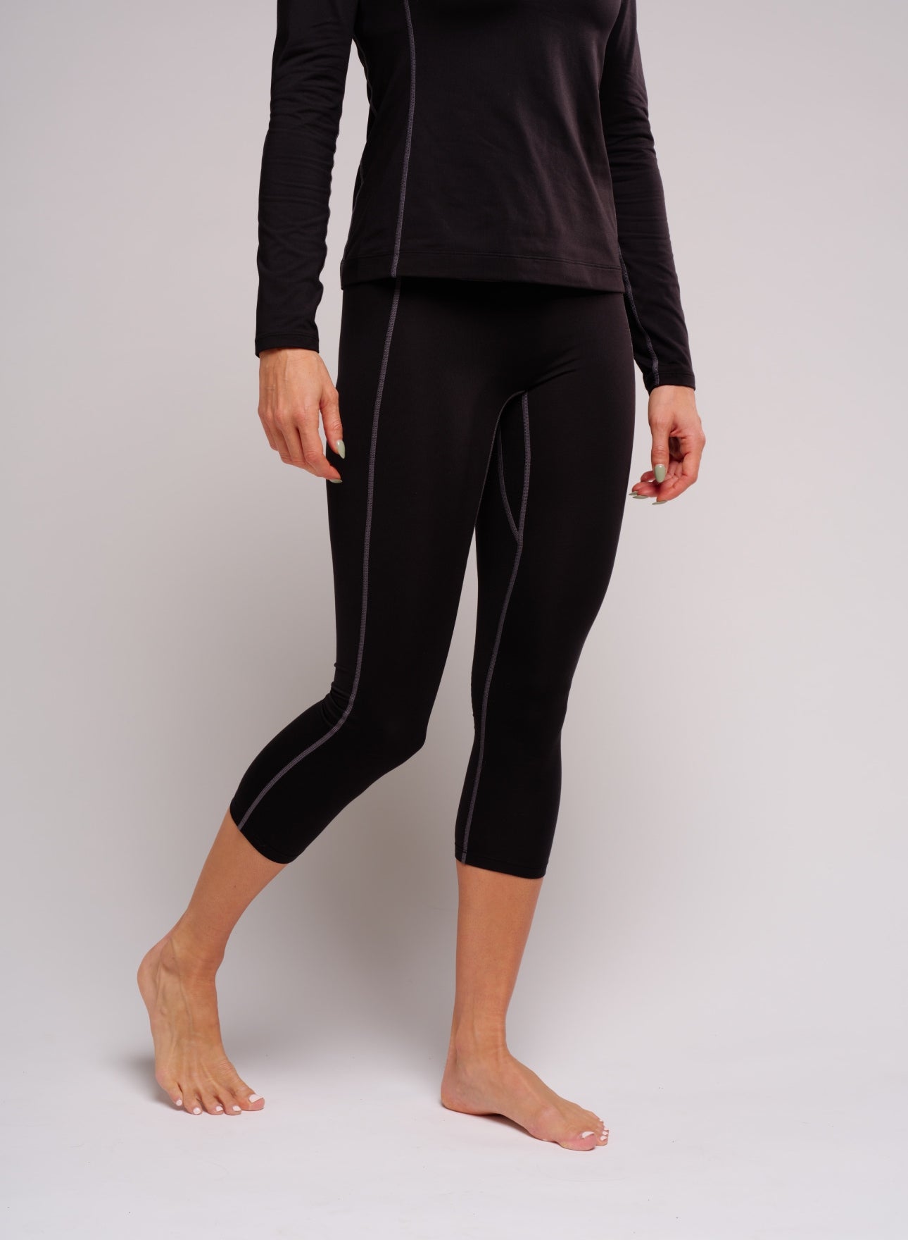 Nova Base Layer Cropped Legging Womens - InkLine
